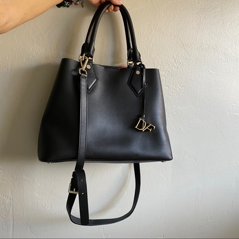 Dvf Voyage Medium Leather Carryall Tote, Black